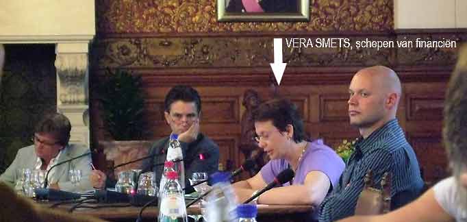 Vera Smets geeft beloofde uitleg aan oppositie
