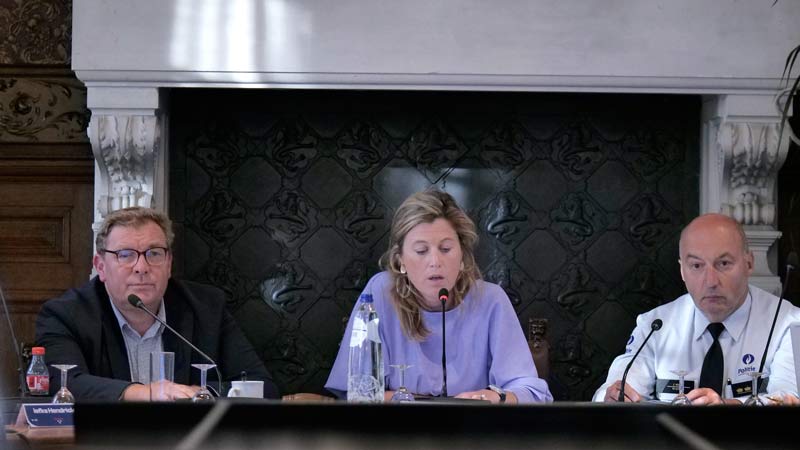 Gemeenteraad mag opnieuw daglicht zien.